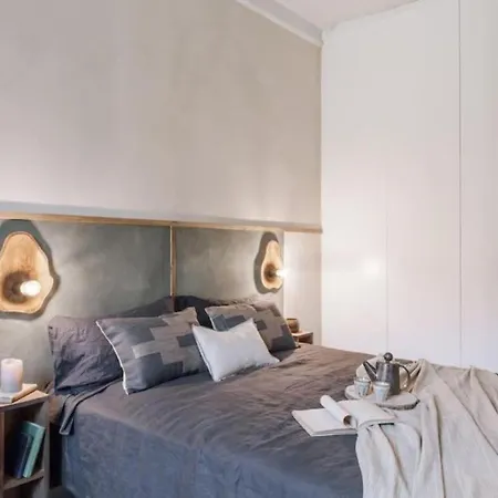 Ulindi - 2 Bedroom With Balcony In Eixample Esquerra דירה *